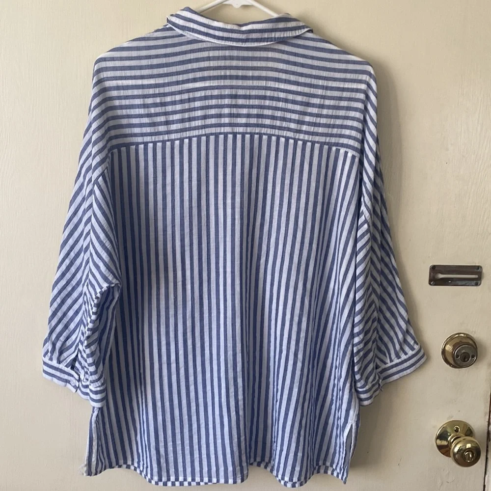 Chico’s blue & white striped casual shirt Size 3X - Picture 3 of 4